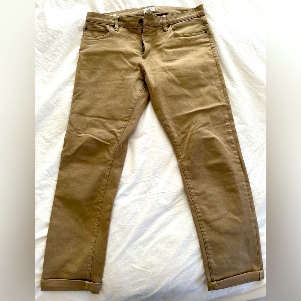 LIKE NEW Todd Snyder 32x32 Slim Fit 5-pocket Pants Tan/Khaki